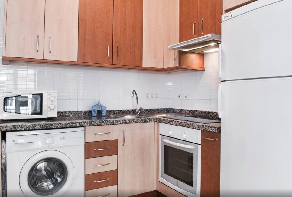 Zenith Apartment, Malaga City Center Buitenkant foto