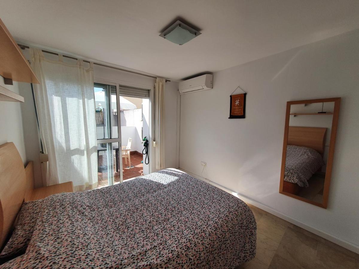 Zenith Apartment, Malaga City Center Buitenkant foto